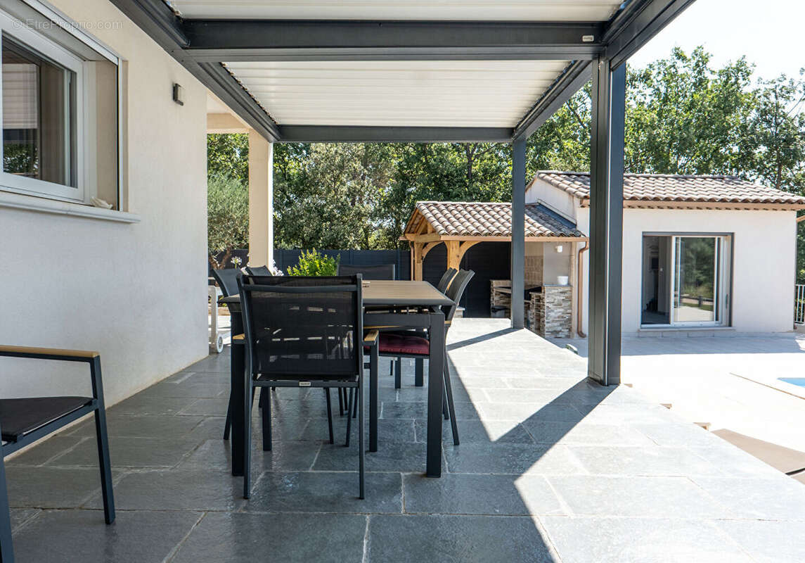 Maison à FORCALQUEIRET