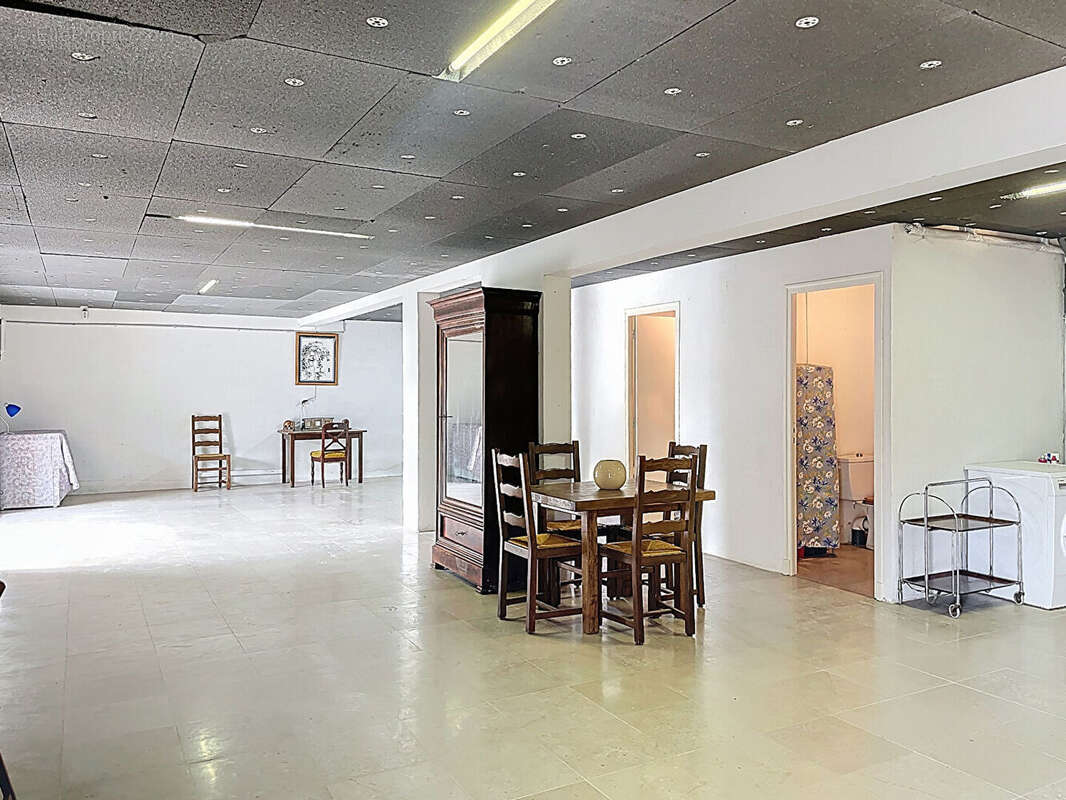 Maison à MONTAGNAC-MONTPEZAT