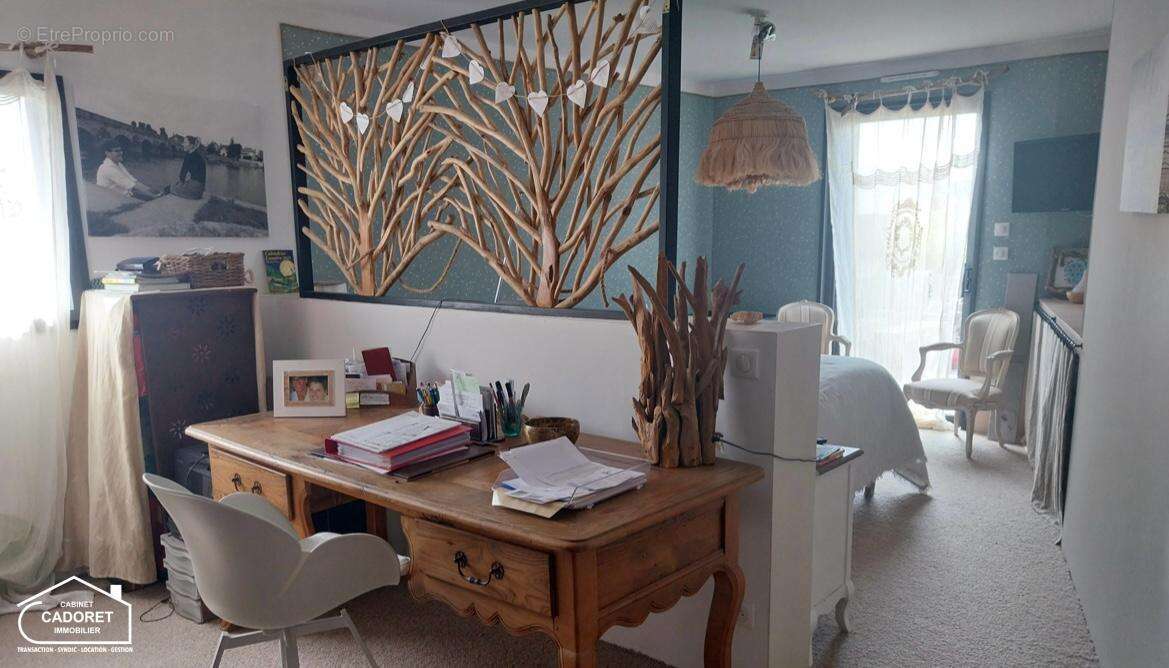   - Maison à PAIMBOEUF