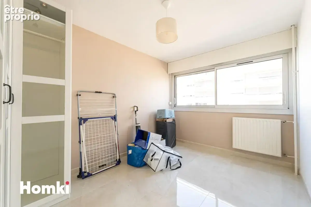 Appartement T3 de 72 m² à Marseille 13004, Boulevard de la Fédération - photo 8