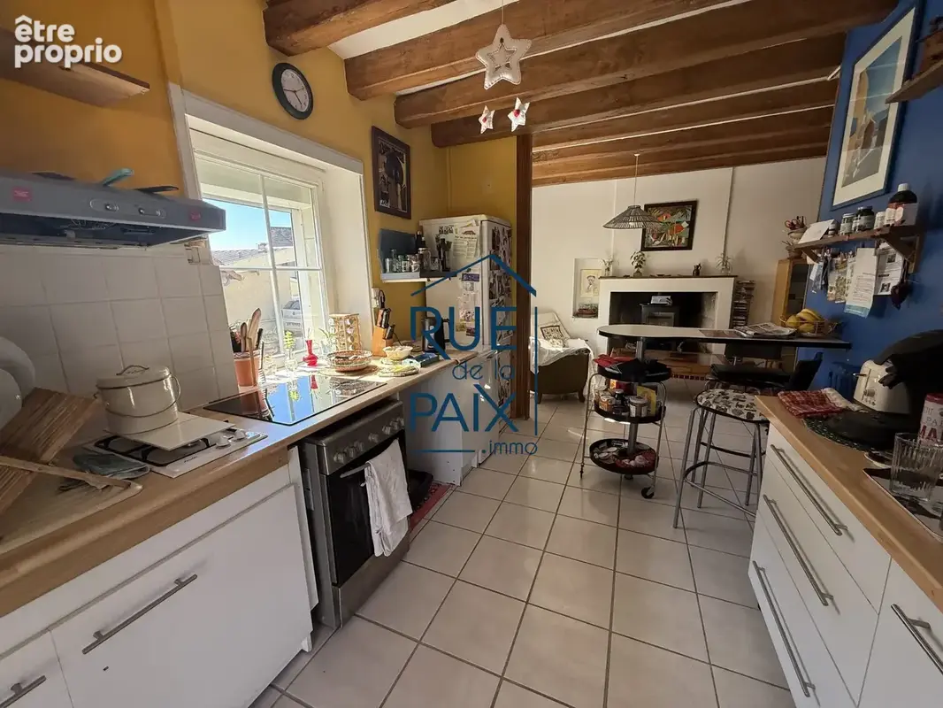 Maison 10 pièces 223 m² à vendre à Dange-Saint-Romain (86220) - photo 3