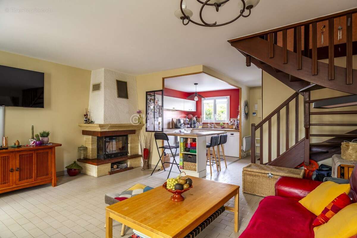 Maison à HARDRICOURT