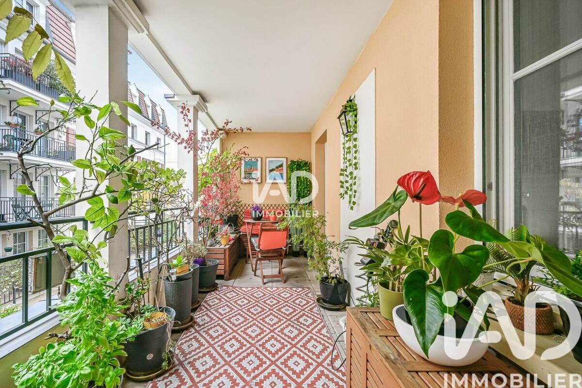 Photo 1 - Appartement à PUTEAUX