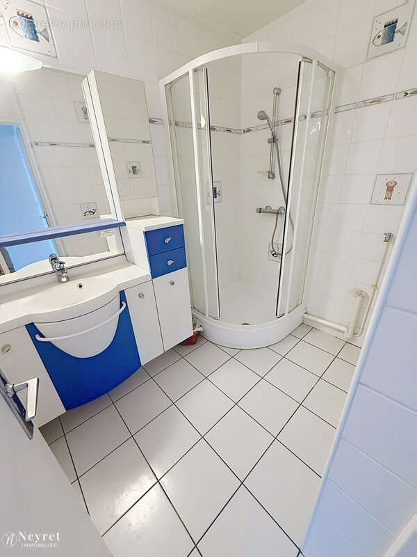 Appartement à SAINT-ETIENNE