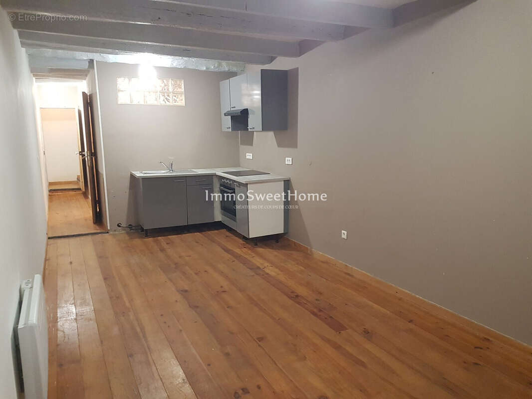 Appartement à MIRABEL-AUX-BARONNIES