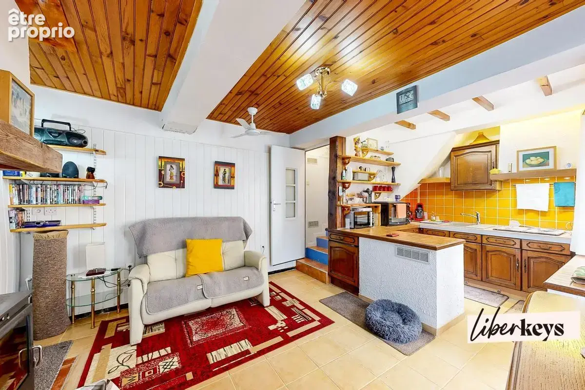 QUINTILLAN : Maison de village atypique avec terrasse privative de 12 m² - photo 4