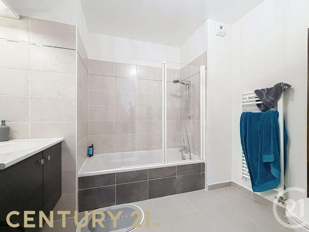 Appartement à SATHONAY-CAMP