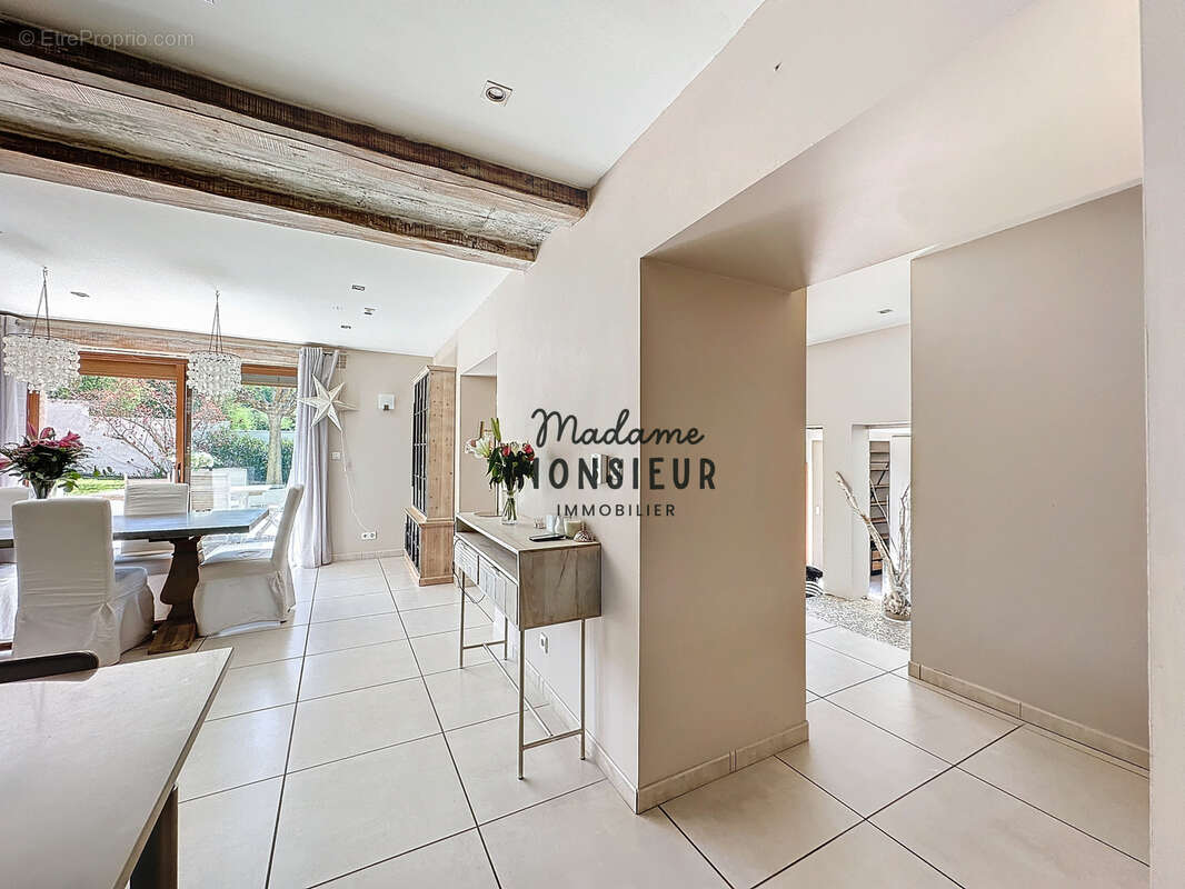 Maison à BOURGOIN-JALLIEU