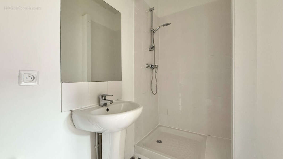 Appartement à CORBEIL-ESSONNES