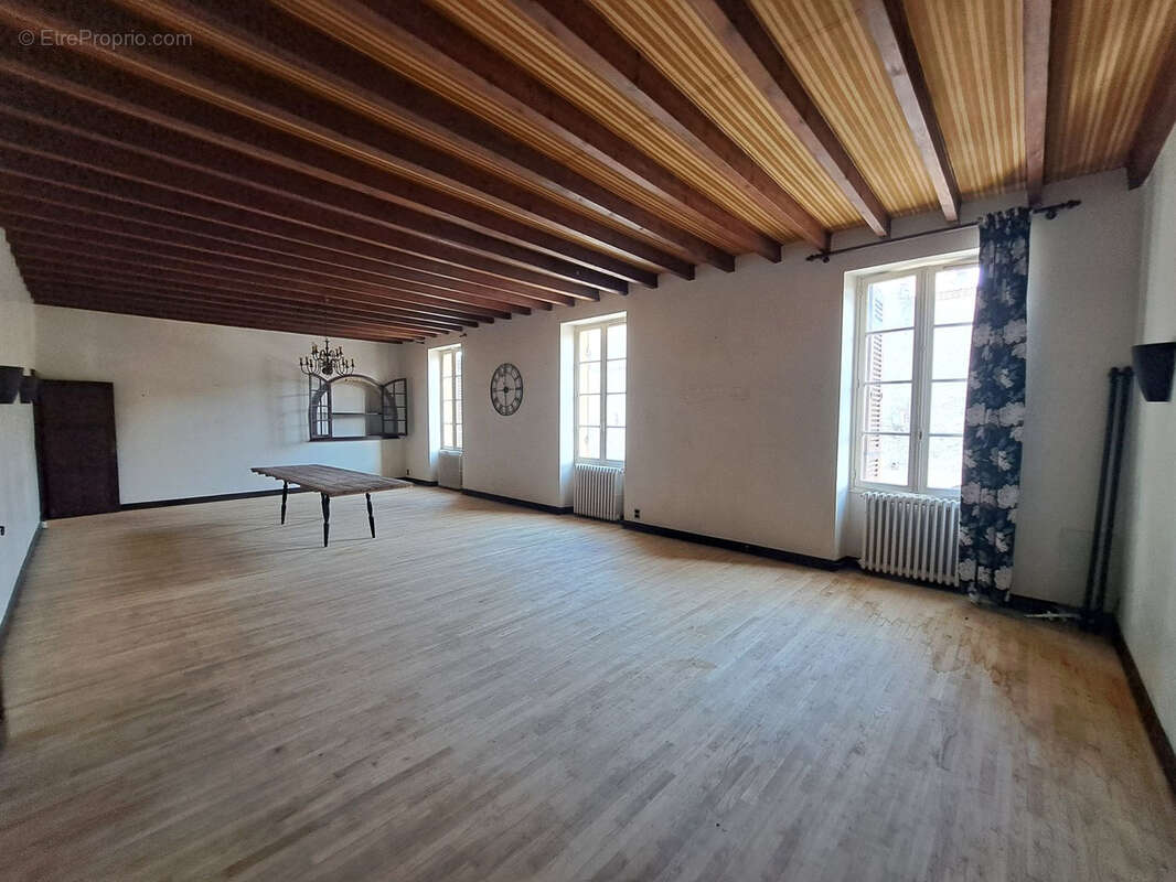 Maison à SAINT-MACAIRE
