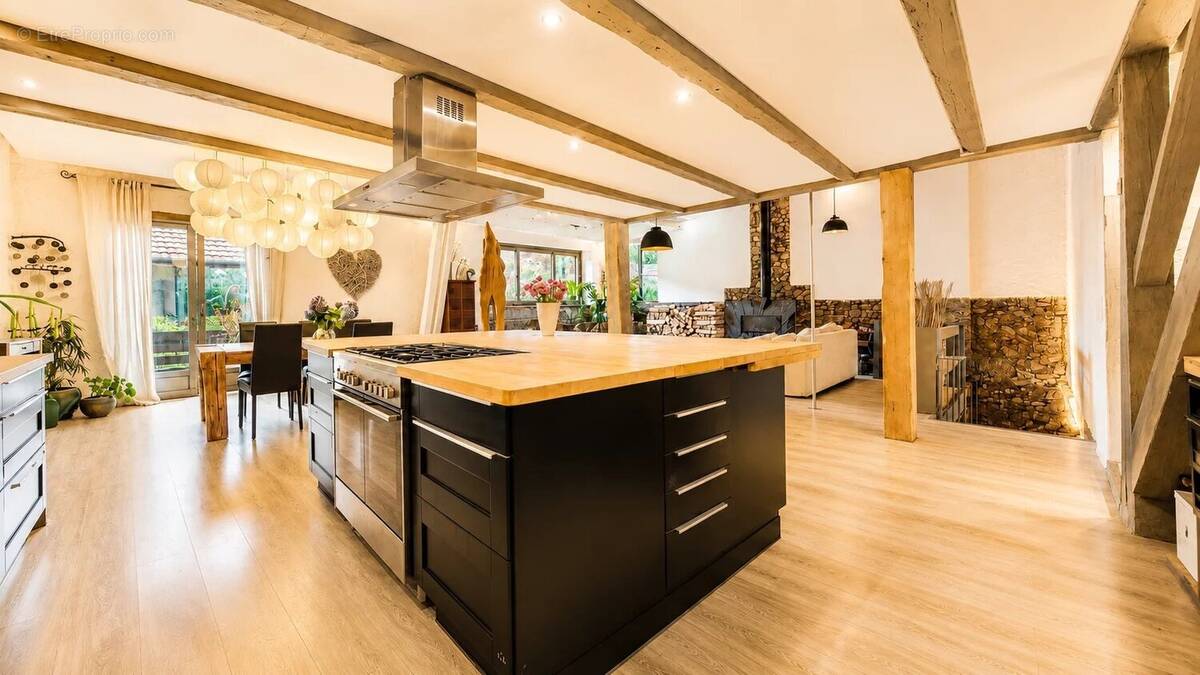 Appartement à CHENS-SUR-LEMAN