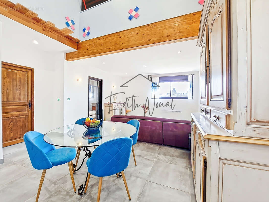 Maison à VILLEFRANCHE-DE-PANAT