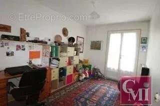 Pavillon de plain-pied sur s/sol total et sur 706m2 de terra - photo 7