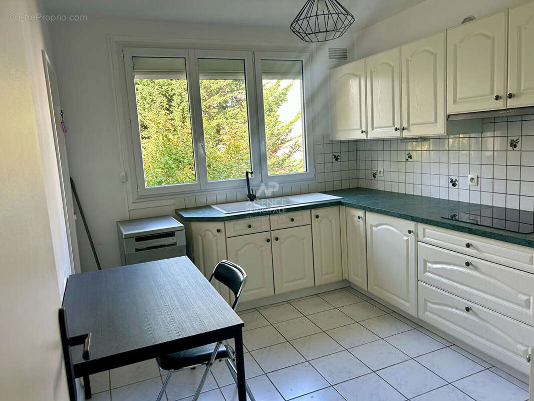 Appartement à MAISONS-LAFFITTE