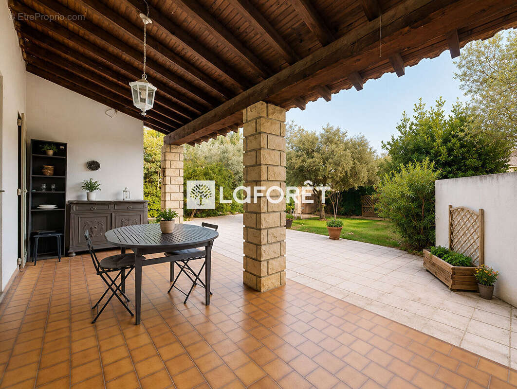 Maison Chateauneuf De Gadagne 4 pièce(s) 103 m2 - photo 2