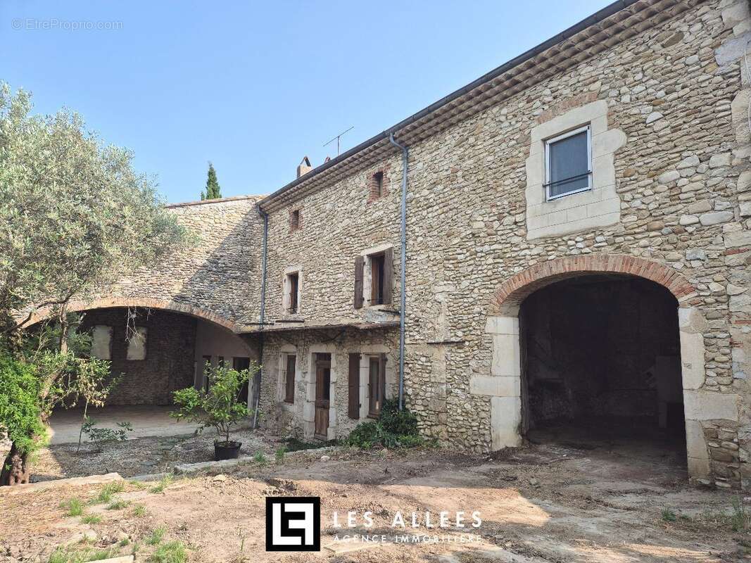 Maison à SAINT-GERVAIS-SUR-ROUBION