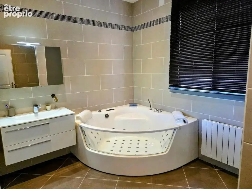 Maison 168 m² à Bagneux  - photo 9