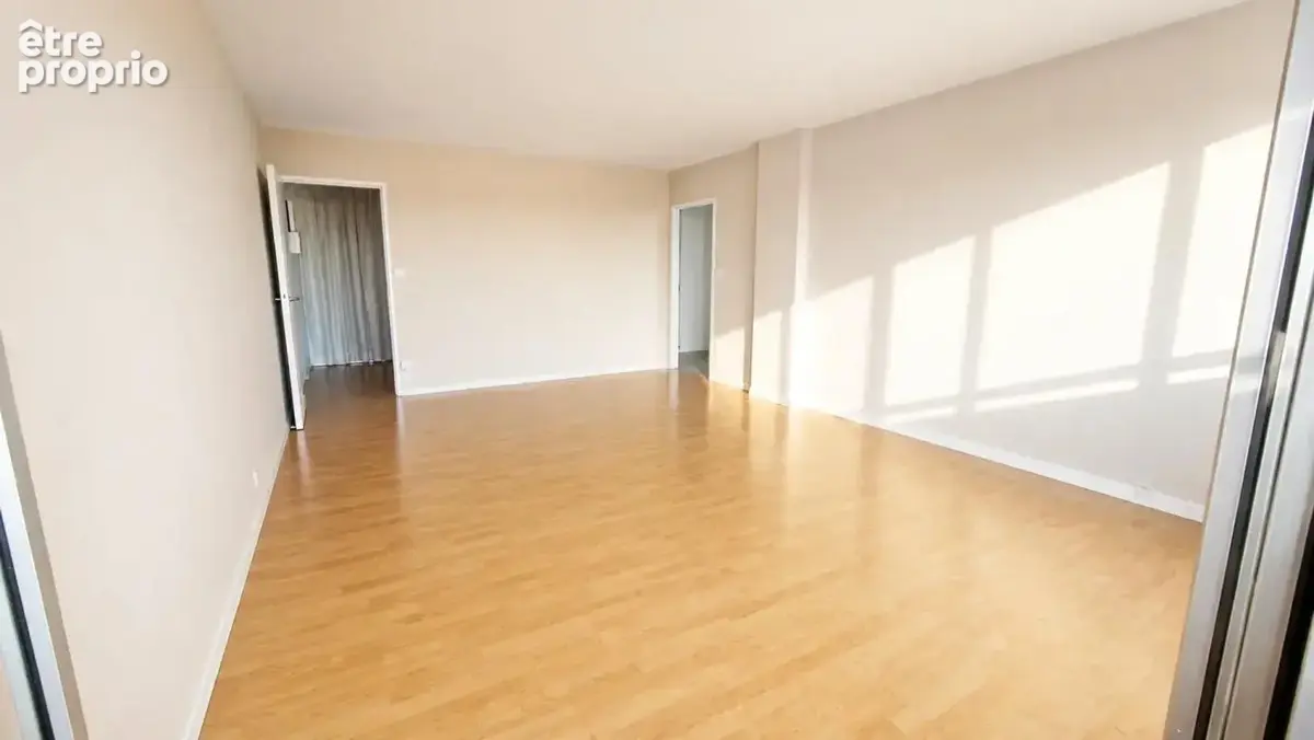 Appartement 2 pièces 64m²  avec balcon, garage et cave - Besançon Avenue Clémenceau - photo 2