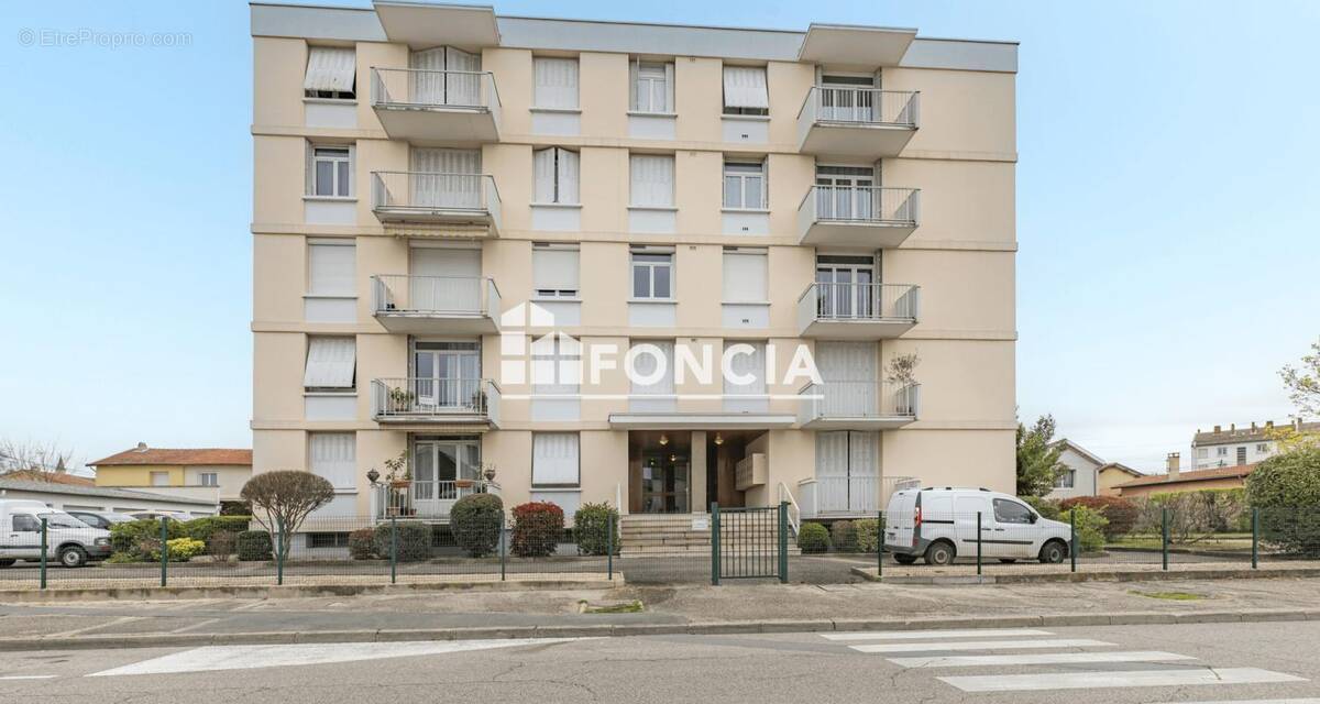 Appartement à ROUSSILLON