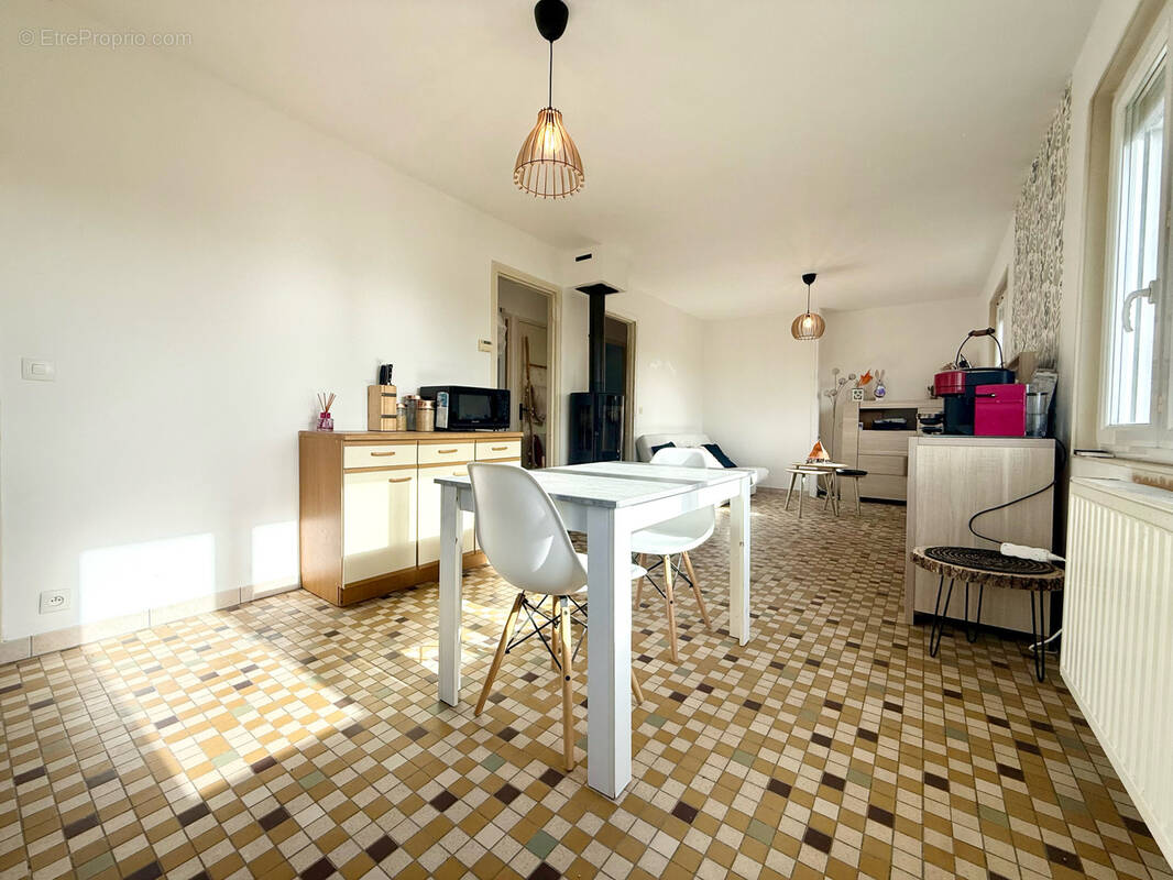 Maison à MONTDIDIER