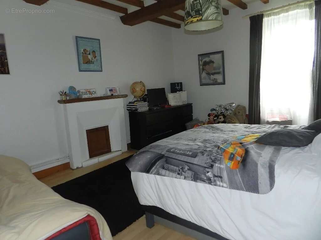 Maison à SAINT-PIERRE-SUR-DIVES