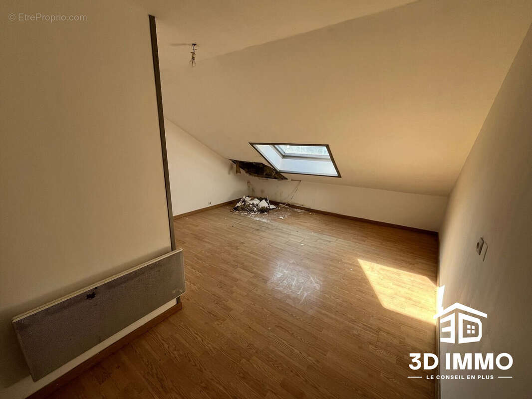 Appartement à AVESNES-SUR-HELPE