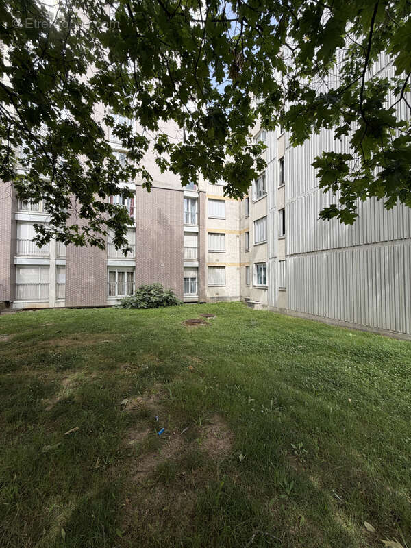 Appartement à LES ULIS