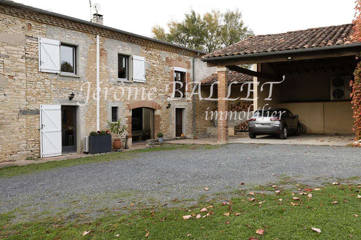 Maison à POULAN-POUZOLS