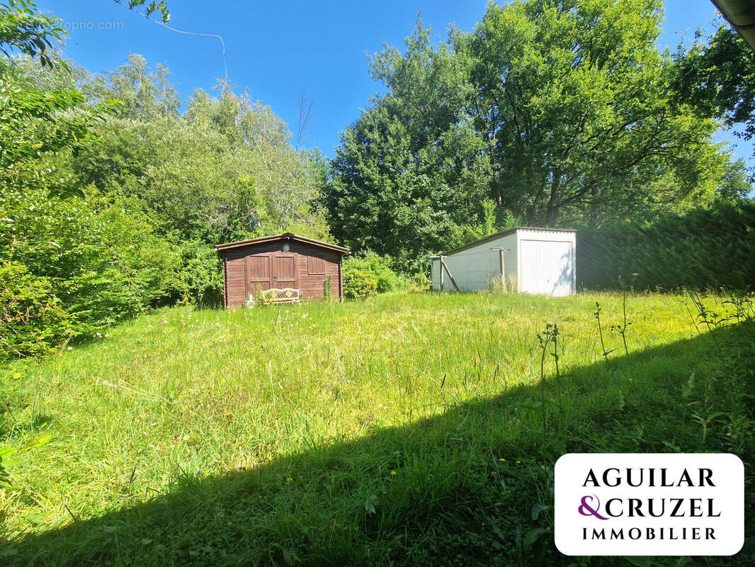 Maison solognote de plain-pied avec garage et dépendances   Neuvy-sur-Barangeon - photo 8