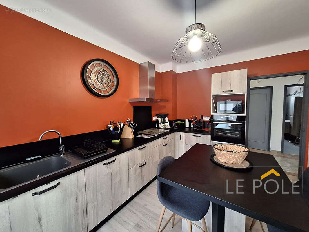 Appartement à BOLLENE