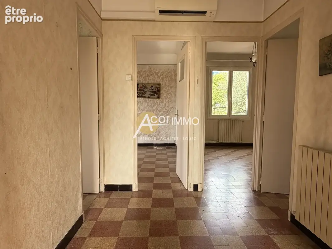 Maison de plain pieds 95m2 avec garage sur 685 m2 de terrain, Six Fours les Plages - photo 10