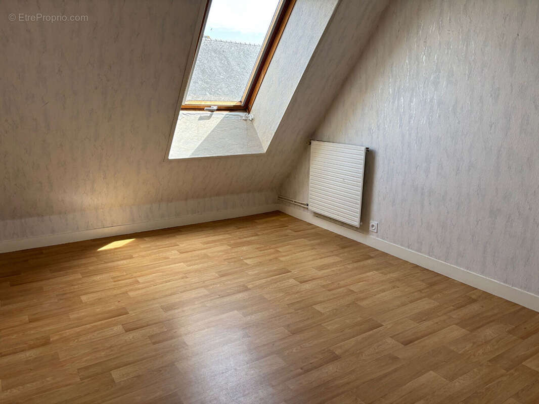 GRAND T.2 à  hyper centre ville d'AURAY- 57 m² - photo 15
