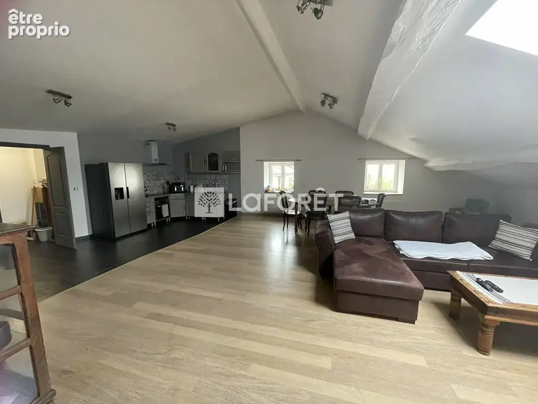 Appartement à LABRY