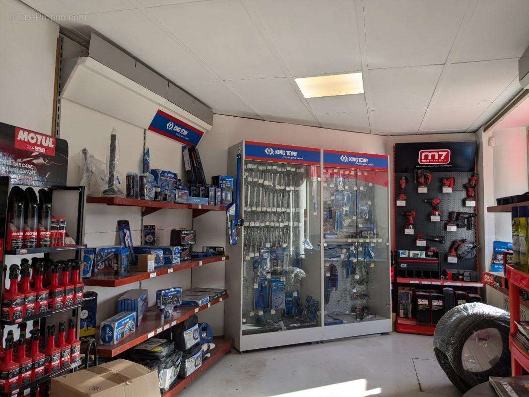 Commerce à CAPDENAC-GARE