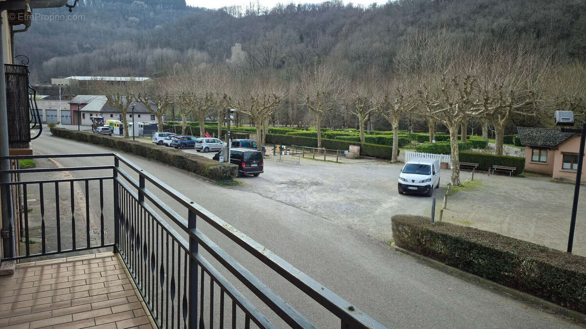 Maison à VILLECOMTAL