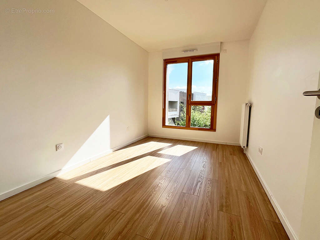 Appartement à SAINT-CYR-L'ECOLE