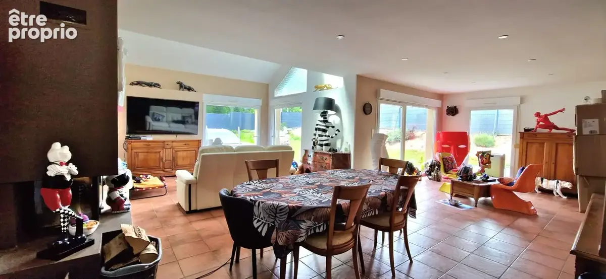 Maison 8 pièces 242 m² à vendre à Saint-Die-Des-Vosges (88100) - photo 1