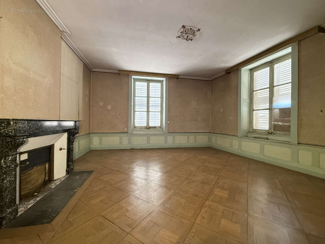 Appartement à DOMPAIRE