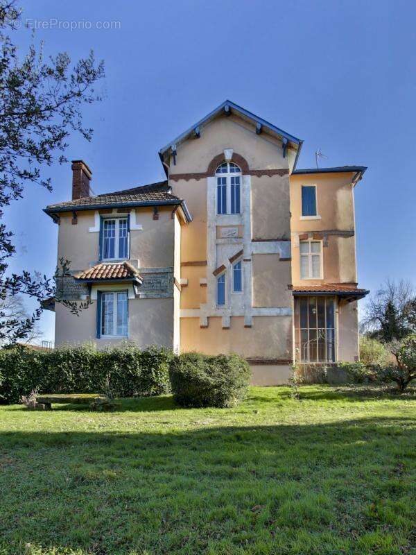 Maison à AIRE-SUR-L&#039;ADOUR