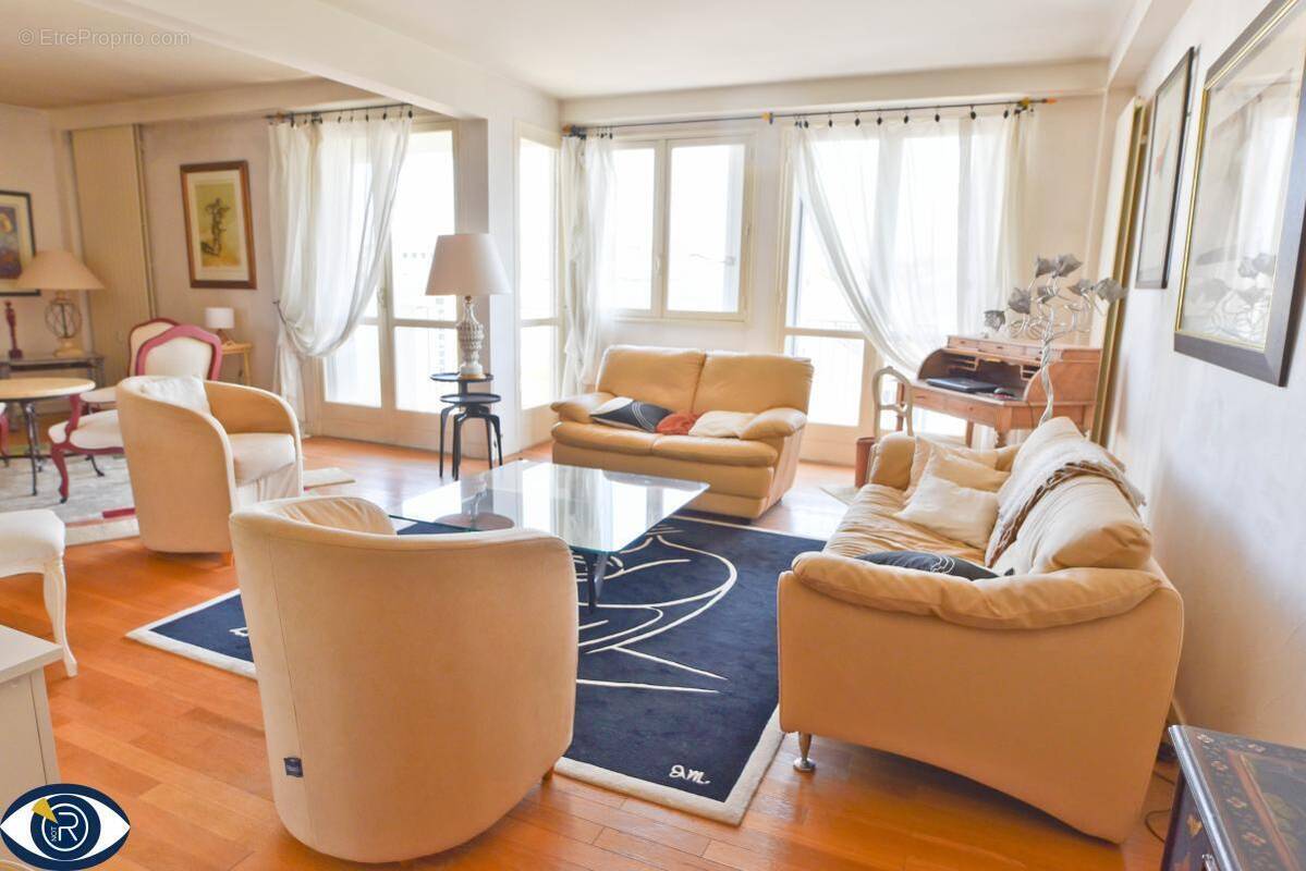 Appartement à LAVAL