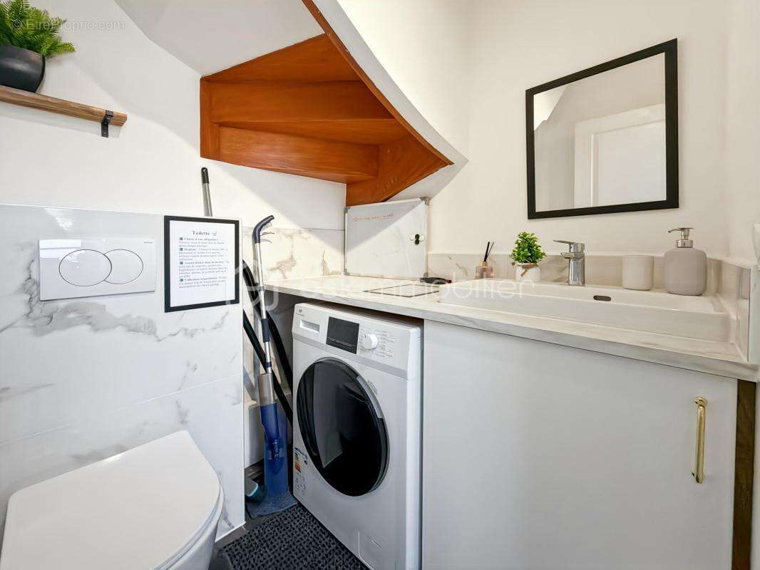 Appartement PRESTIGE F4/F5 Rive droite 113 m2  - 4 chambres - cave et parkings - photo 7