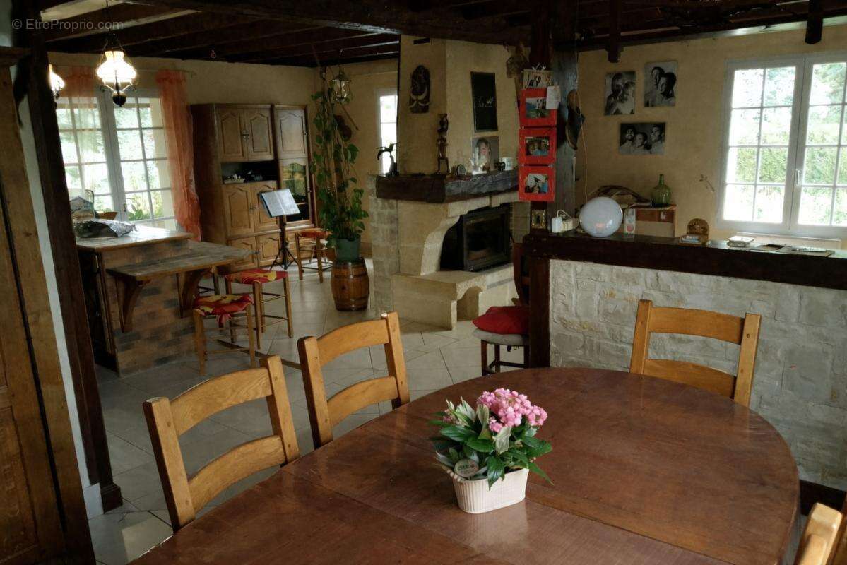Maison à CHASSORS