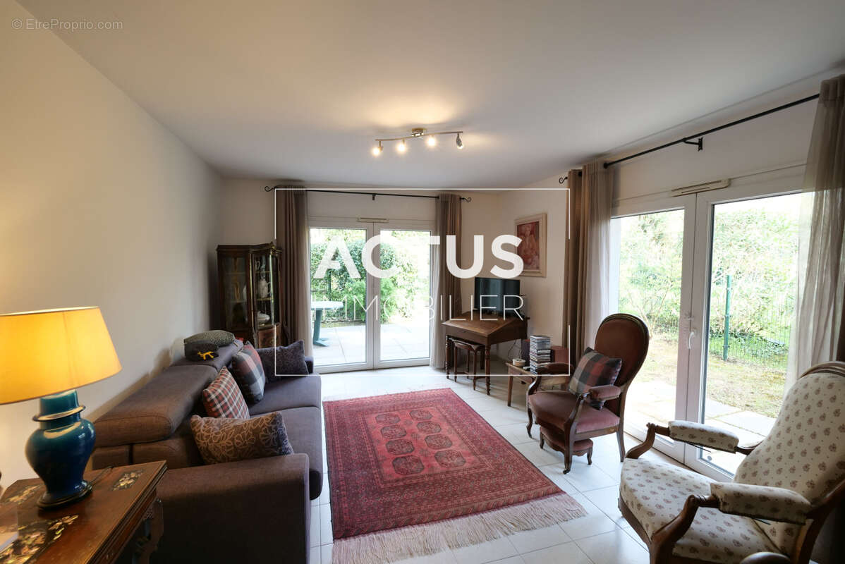 Appartement 92 m² à Salon-De-Provence  - photo 4