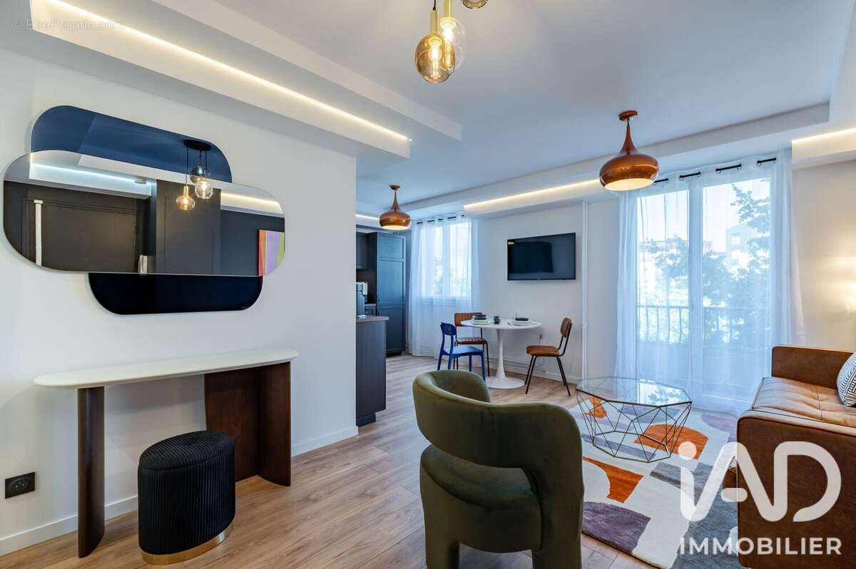 Photo 2 - Appartement à LYON-8E