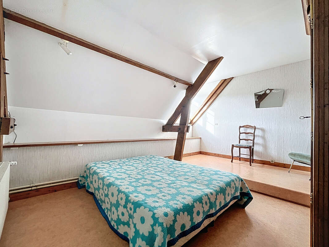 Maison à SAINT-JEAN-DE-SAVIGNY