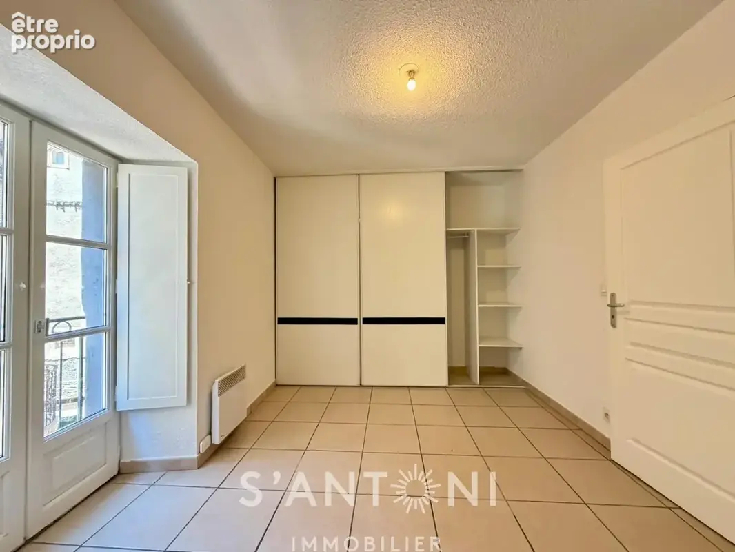 Agde centre-ville  appartement t3 de 60,66 m² avec ascenseur - photo 5