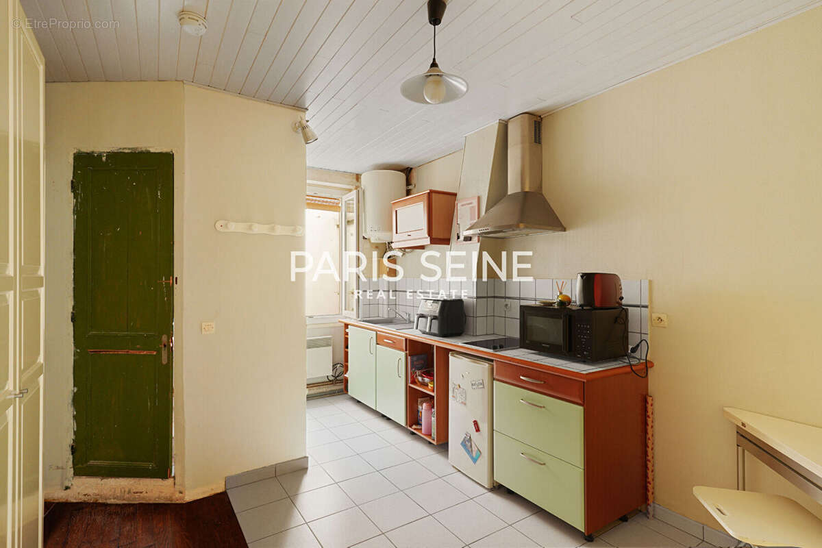 Appartement à PARIS-7E