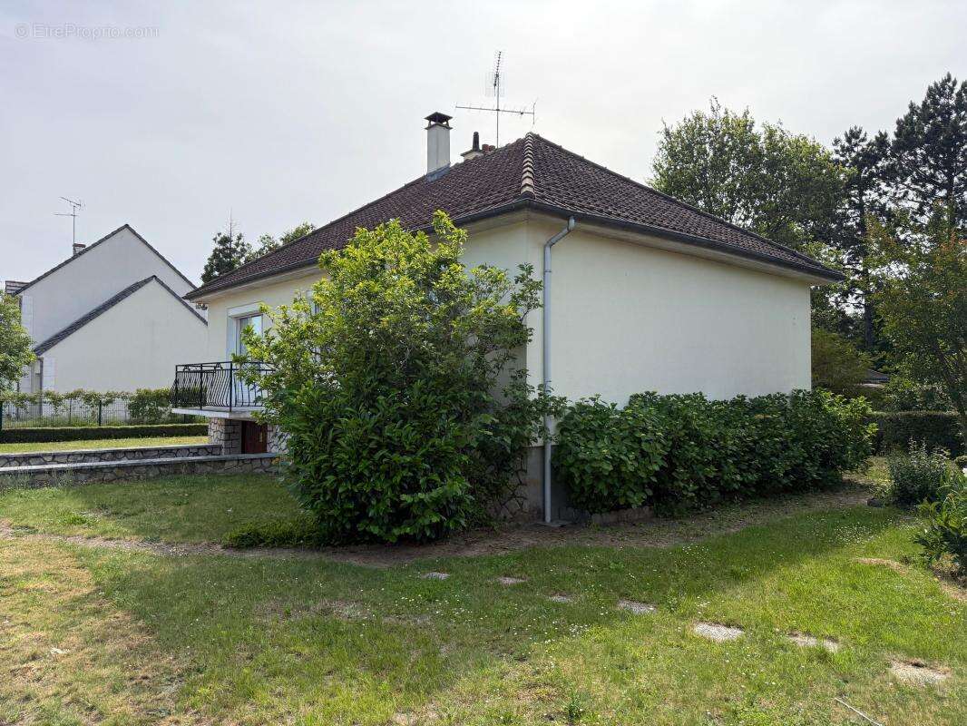 Maison à SAINT-DENIS-EN-VAL