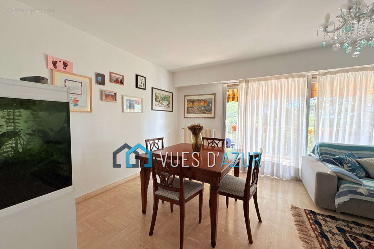 Appartement à LE CANNET