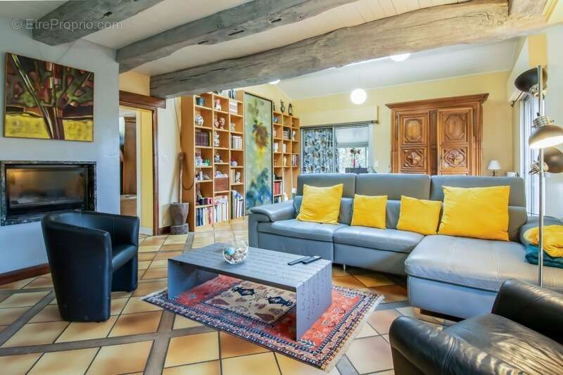 Maison à BIRAC-SUR-TREC